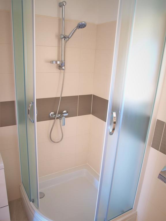 Apartment Rado Vrbnik Ngoại thất bức ảnh